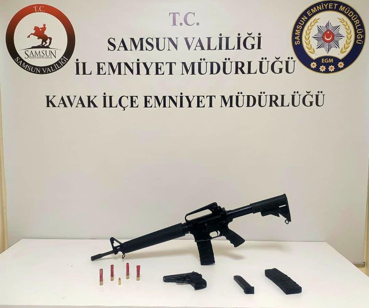 Samsun'da Asker Eğlencesinde Havaya Ateş Açan Şahıs Yakalandı
