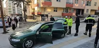 Çorum'da Polisi Kandıran Ehliyetsiz Sürücüye Rekor Ceza
