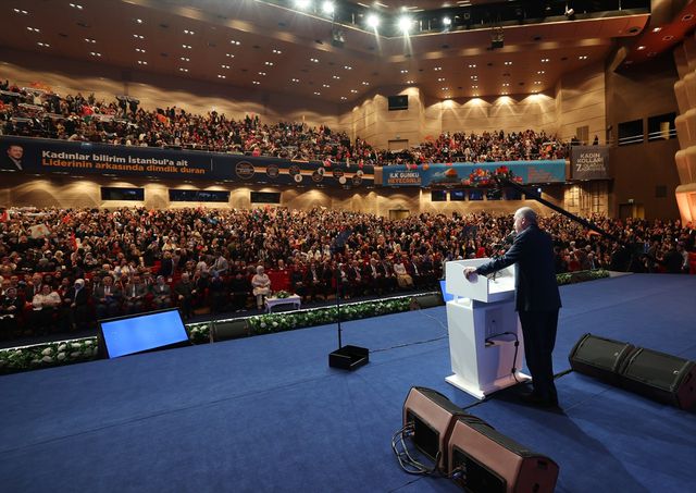 Cumhurbaşkanı Erdoğan tehlikeye dikkat çekti: Nüfusumuz düşüyor