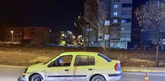 Oltu'da Trafik Kazası: Sürücü Ağır Yaralandı