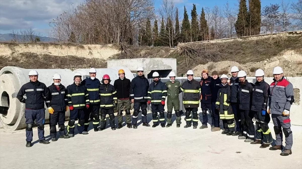 Karabük'te Tabiat Karabük Projesi ile Sumak Fidanları Dikildi
