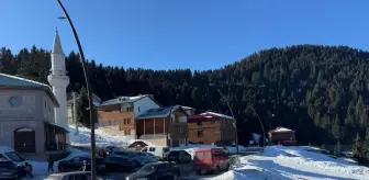Kulakkaya Yaylası Yarıyıl Tatilinde Turist Akınına Uğradı