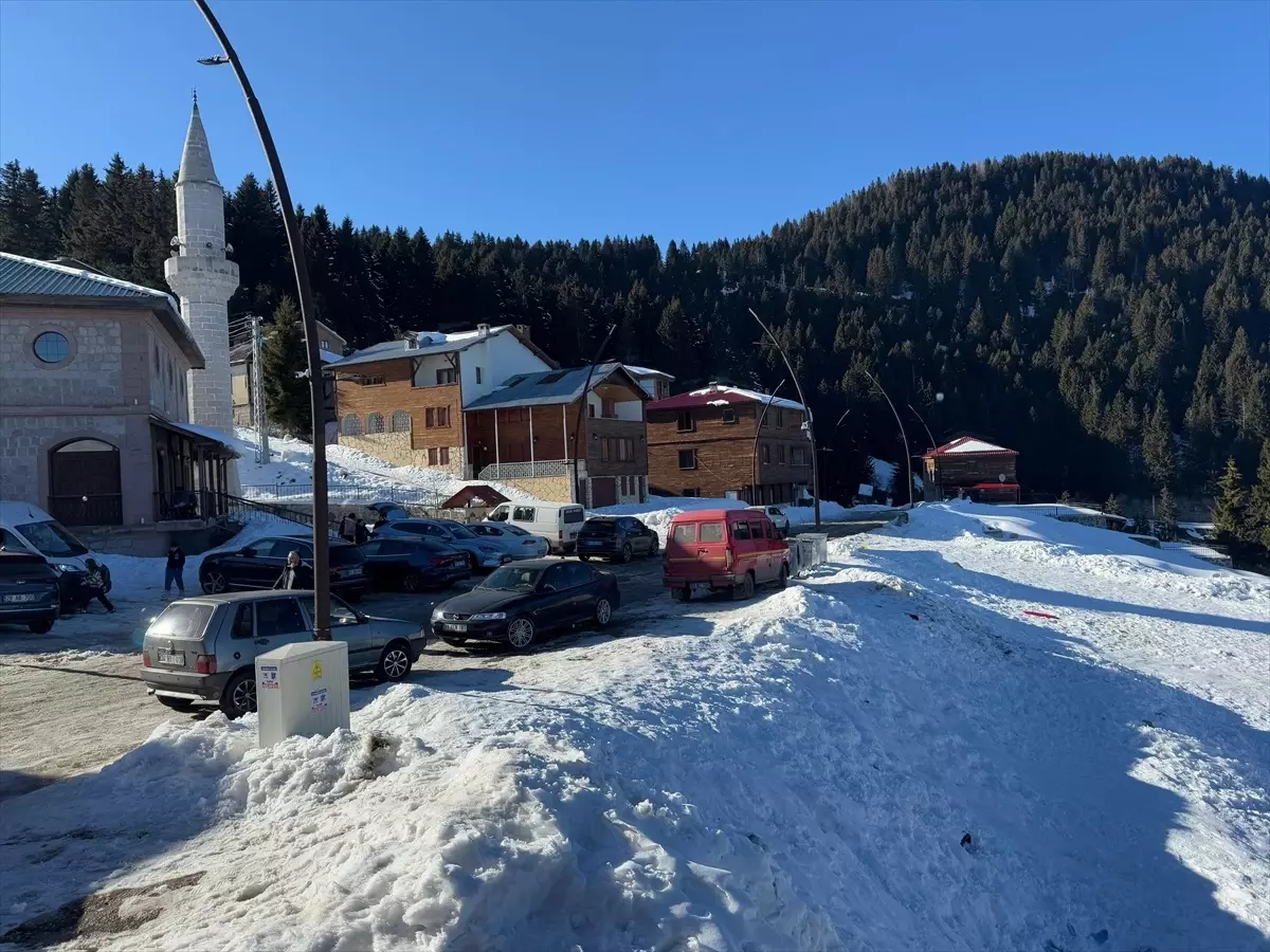 Kulakkaya Yaylası Yarıyıl Tatilinde Turist Akınına Uğradı