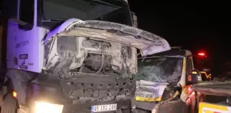 Manisa'da Trafik Kazası: 1 Ölü, 4 Yaralı
