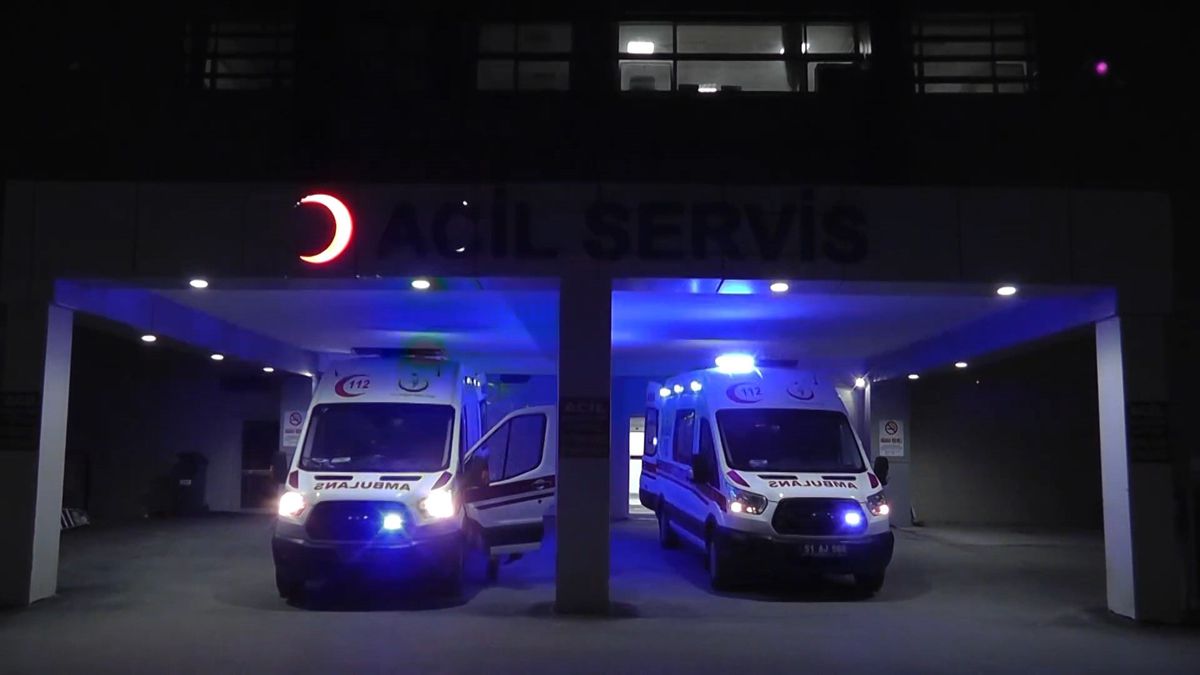 Niğde'de genç kız erkek arkadaşını bıçaklayarak öldürdü