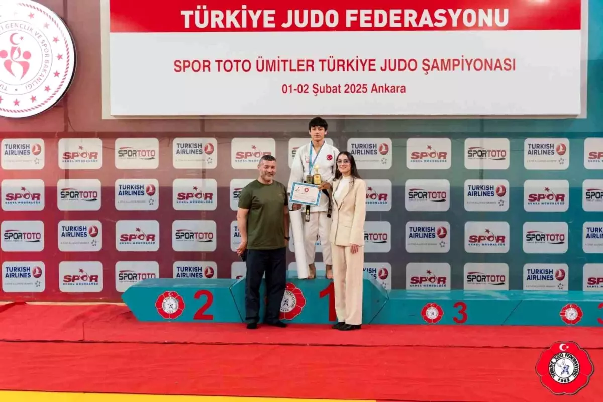 Trabzon Judocuları Ümitler Türkiye Judo Şampiyonası'nda Başarı Elde Etti