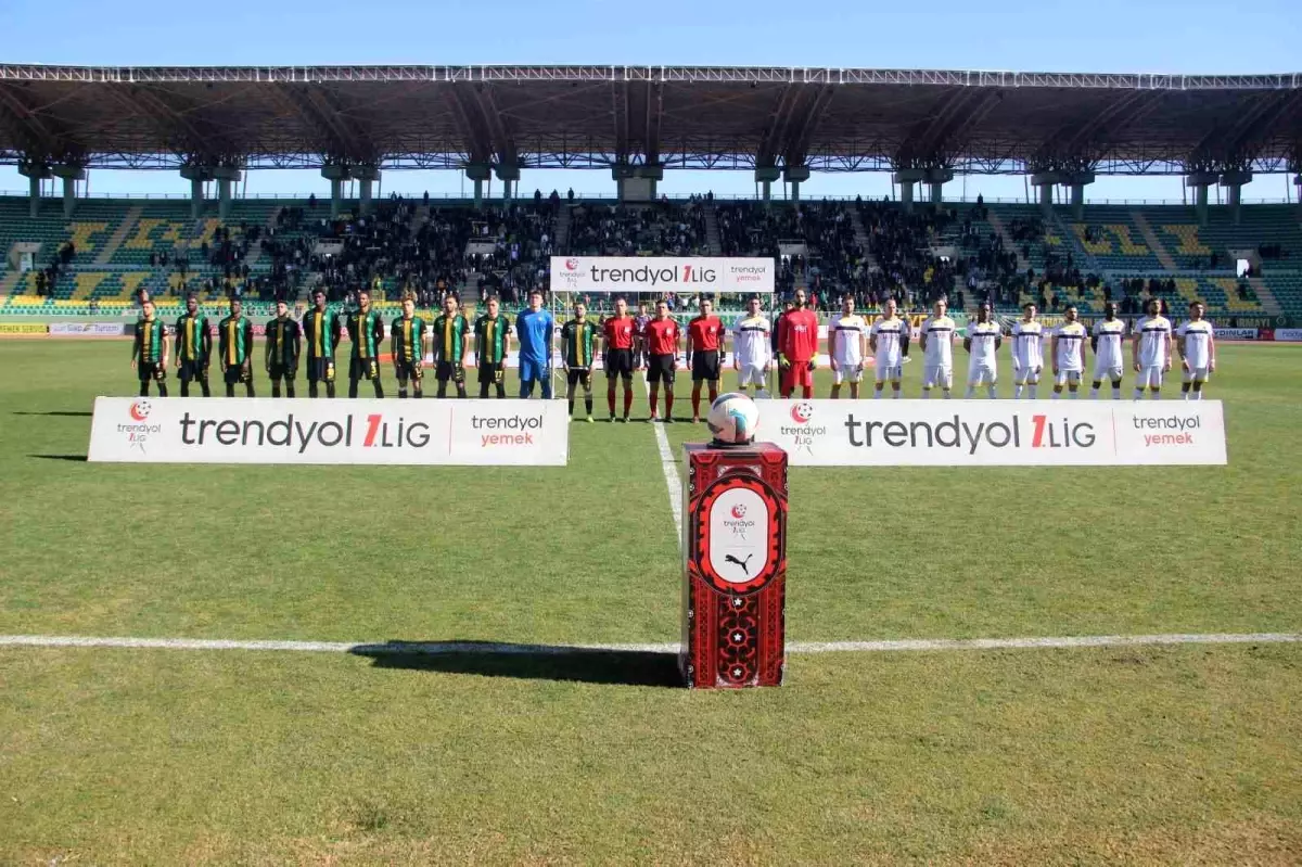 Trendyol 1. Lig: Şanlıurfaspor: 0 İstanbulspor: 0 (Maç devam ediyor)