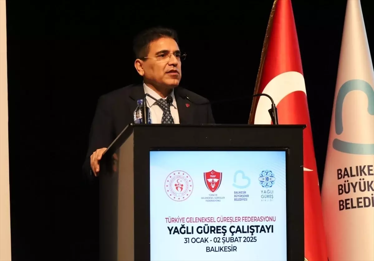 Yağlı Güreş Çalıştayı Balıkesir'de Gerçekleştirildi