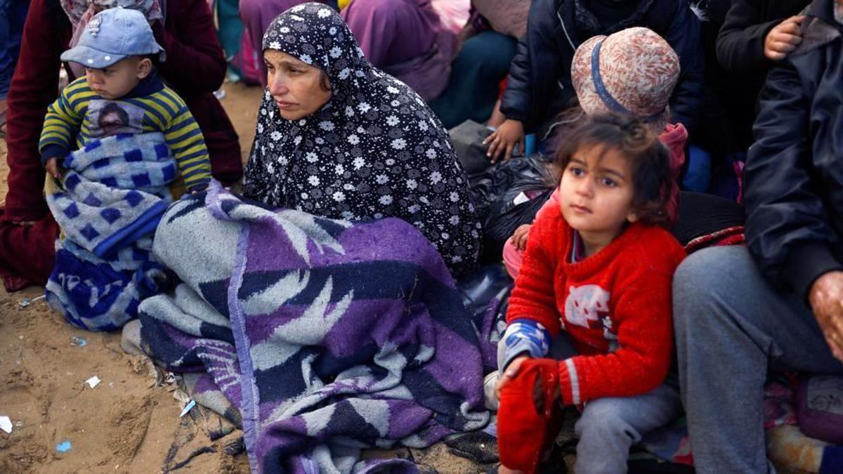 Gazzeli sivil savunma görevlileri: 'Her sokakta, enkazda cesetler var'