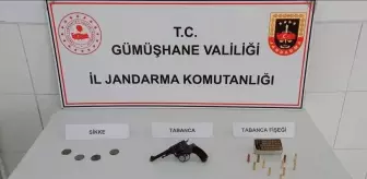 Gümüşhane'de Kaçakçılık Operasyonu: Ruhsatsız Tabanca ve Sikkeler Ele Geçirildi