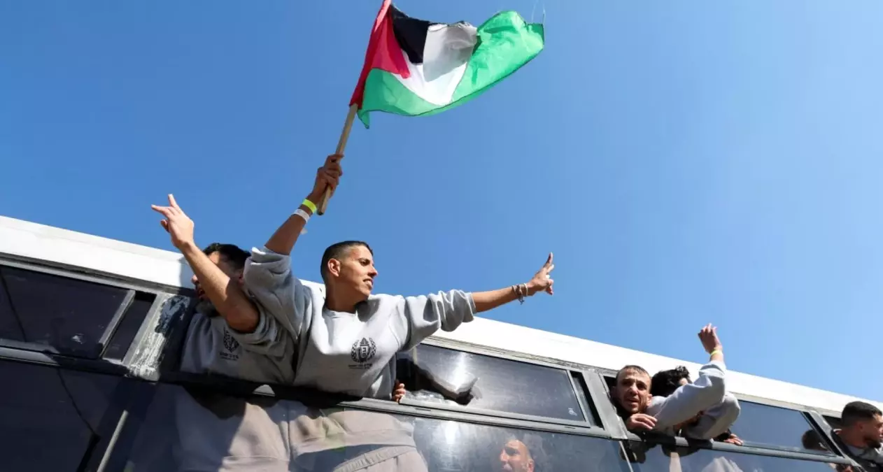 Gazze ateşkesinde serbest bırakılan 15 Filistinli mahkum Türkiye'ye geliyor