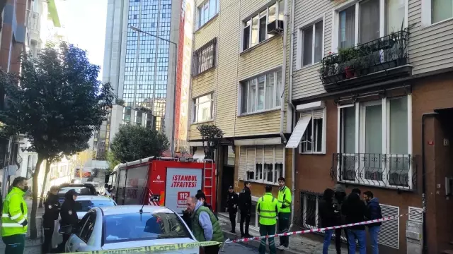 An elderly woman trapped in the flames of the fire in Şişli lost her life