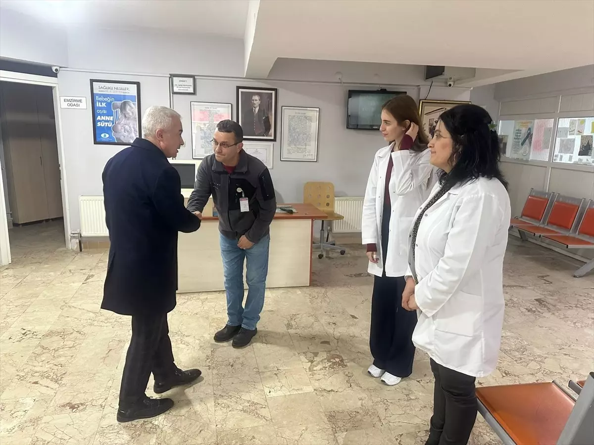 Kırklareli Valisi Uğur Turan, Aile Sağlığı Merkezlerini Ziyaret Etti