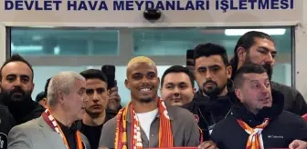 Mario Lemina İstanbul'a Geldi: Galatasaray'a Dönüşü Kutlandı