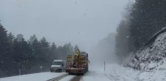 Kütahya ile Bursa Arasındaki Kara Yolu Kar Sebebiyle Kapatıldı