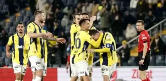 Fenerbahçe, Erzurumspor'u 5-0 Mağlup Etti