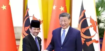 Xi Jinping, Brunei Sultanı ile Görüştü