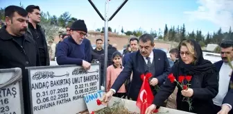 Osmaniye'de Depremde Hayatını Kaybedenler İçin Anma Töreni Düzenlendi