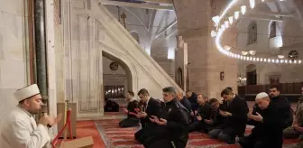 Edirne'de Depremde Hayatını Kaybedenler İçin Anma Töreni