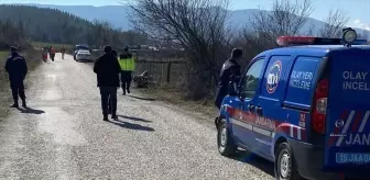 Traktörden Düşen Ölümü Motosiklet Kazası Olarak Gizlemeye Çalışan Zanlı Tutuklandı