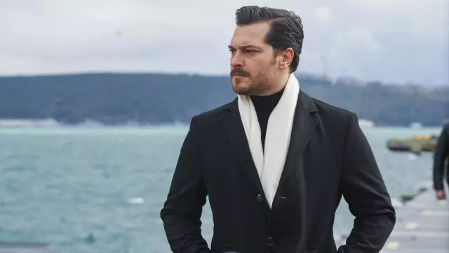 Çağatay Ulusoy's Eşref Rüya has started filming! Here are the first shots