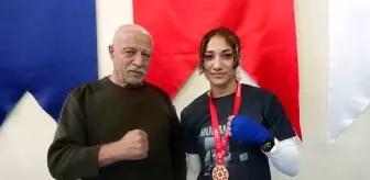 Betül Zararsız, Kickboks Türkiye Şampiyonu Oldu