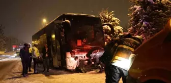 Nevşehir'de Yolcu Otobüsü ile Otomobil Çarpıştı