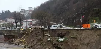 İnebolu'da Sağanak Nedeniyle İstinat Duvarları Çöktü