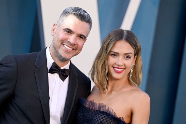 Bad news from the famous couple! Jessica Alba and Cash Warren are getting divorced