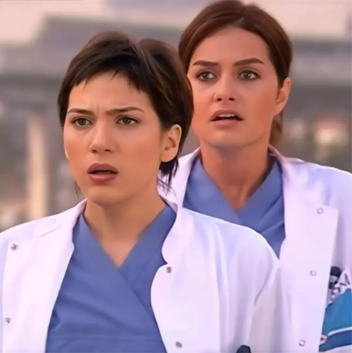 Doktorlar dizisinin Ela ve Zenan'ı yıllar sonra bir araya geldi