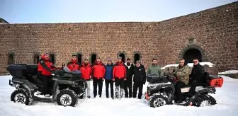 Erzurum'da Kış Sporları Coşkusu: Valiler Off-Road ve Buz Tırmanışı Etkinliklerinde Buluştu