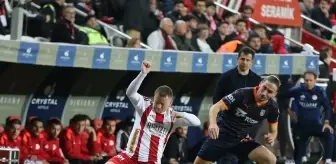 Onvo Antalyaspor - RAMS Başakşehir Maçı 0-0 Eşitlikle Sona Erdi