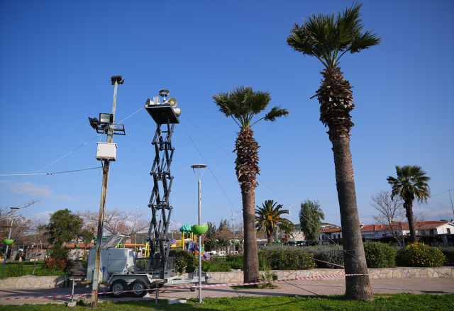 The 'mobile siren system' deployed in İzmir has become operational