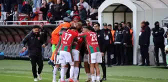 Karşıyaka, Hopaspor'u 1-0 Mağlup Etti