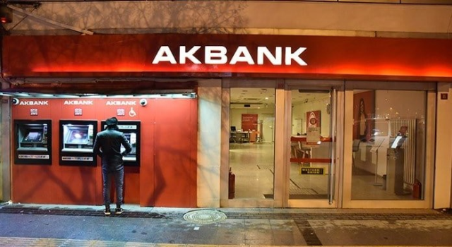 BANKA ÇALIŞMA SAATLERİ: Banka şubeleri öğle arası kaçta? Bankalar kaçta kapanıyor? BANKA ÇALIŞMA SAATLERİ: Banka şubeleri öğle arası kaçta? Bankalar kaçta kapanıyor?