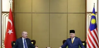 Cumhurbaşkanı Erdoğan, Perak Sultanı Nazrin Şah ile görüştü