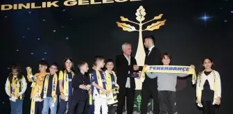 Fenerbahçe 2024 Aydınlık Gelecek Ödülleri Sahiplerini Buldu