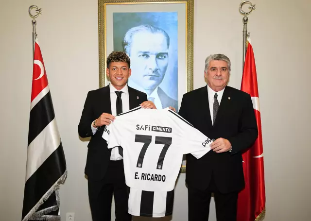 Beşiktaş has signed Elan Ricardo