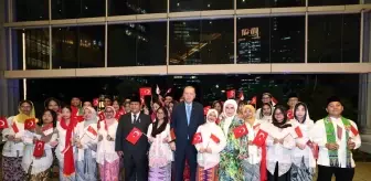 Cumhurbaşkanı Erdoğan'a Endonezya'da sevgi seli