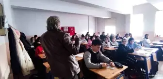 Kumral Abdal Anadolu Lisesi'nde Deprem Bilinçlendirme Eğitimi