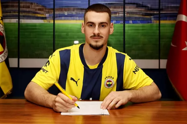 Fenerbahçe sent off its new transfer, which it bought for a fortune, without the ball touching his foot