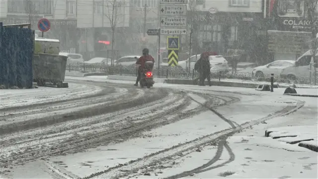 Double snow warning for Istanbul! 4 districts turned white