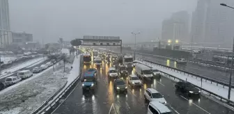 İstanbul'un Avrupa Yakası'nda Kar Yağışı Etkili Oldu