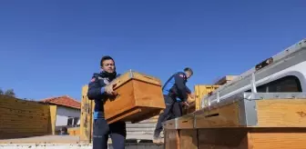 Muğla Belediyesi'nden Yangından Etkilenen Arıcılara Destek