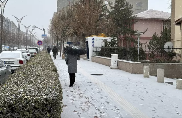 Snow break in 5 provinces