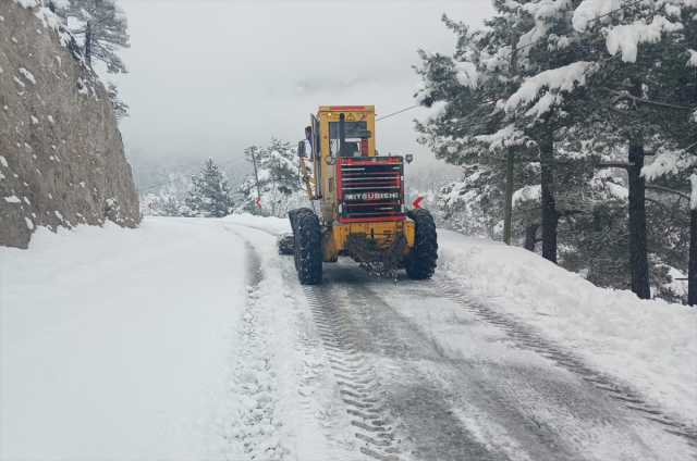 Snow break in 5 provinces