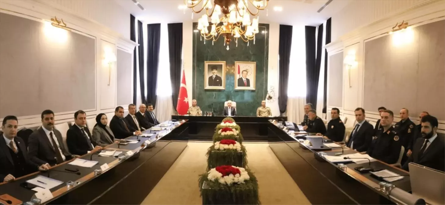 Kırklareli'nde Güvenlik ve Asayiş Toplantısı Gerçekleştirildi