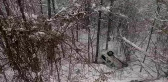 Karabük'te Otomobilin Şarampole Devrilmesi Sonucu 5 Yaralı