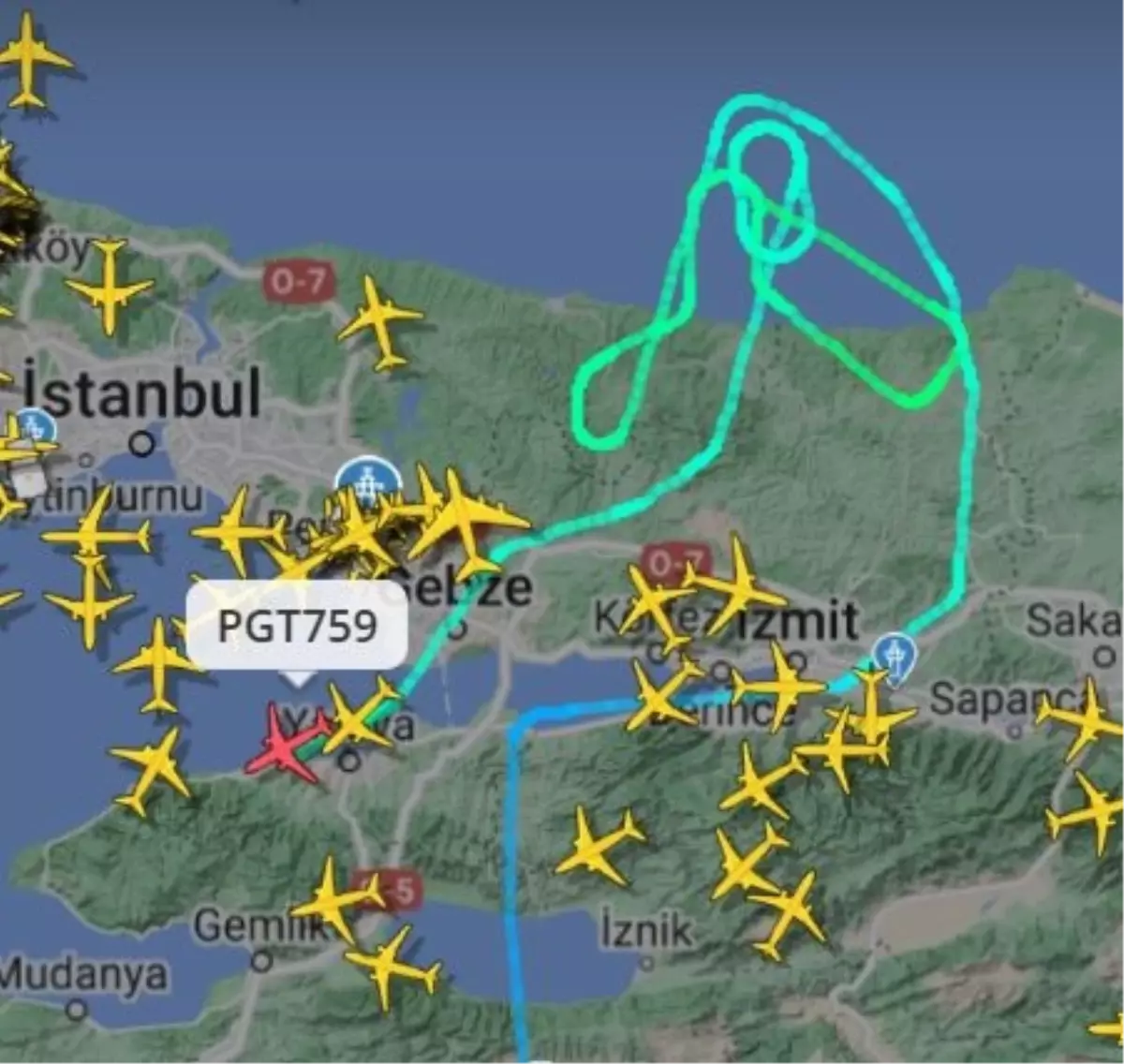 Sabiha Gökçen'de görüş mesafesi düştü; uçuş trafiği aksadı