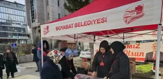 Boyabat Belediyesi, Berat Kandili'nde Helva Dağıttı